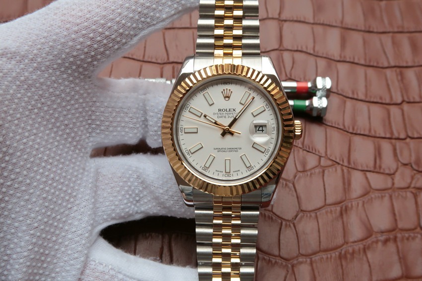 Rolex Datejust 126333 41mm Men White Dial Replica Watch - Image 2