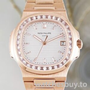Patek Philippe Nautilus 5711 Men 40mm White Dial